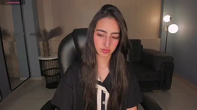 Snapshot of LarisaSmirnov chatting on 15, 9, 2025 LarisaSmirnov online show from 15, 9, 2025