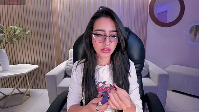 Snapshot of LarisaSmirnov chatting on 27, 9, 2025 LarisaSmirnov online show from 27, 9, 2025