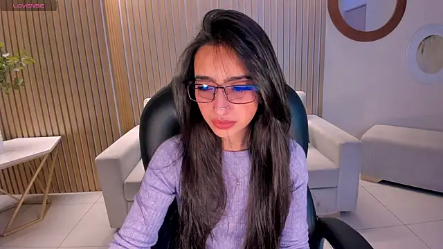 Snapshot of LarisaSmirnov chatting on 24, 10, 2025 LarisaSmirnov online show from 24, 10, 2025