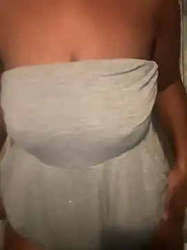 Snapshot of urgeminibrat chatting on 9, 11, 2025 urgeminibrat online show from 9, 11, 2025