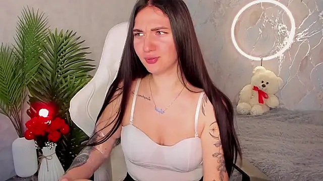 babyisperfect online show from 5, 12, 2025