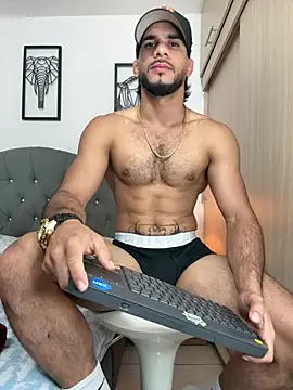 Snapshot of Maximiliano_ford chatting on 22, 3, 2025 Maximiliano ford online show from 22, 3, 2025