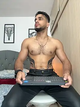 Snapshot of Maximiliano_ford chatting on 21, 9, 2025 Maximiliano ford online show from 21, 9, 2025