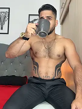 Snapshot of Maximiliano_ford chatting on 8, 10, 2025 Maximiliano ford online show from 8, 10, 2025