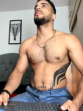 Snapshot of Maximiliano_ford chatting on 22, 10, 2025 Maximiliano ford online show from 22, 10, 2025