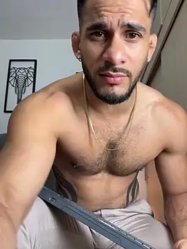 Snapshot of Maximiliano_ford chatting on 25, 10, 2025 Maximiliano ford online show from 25, 10, 2025