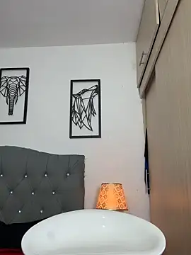 Snapshot of Maximiliano_ford chatting on 28, 10, 2025 Maximiliano ford online show from 28, 10, 2025