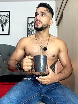 Snapshot of Maximiliano_ford chatting on 7, 11, 2025 Maximiliano ford online show from 7, 11, 2025