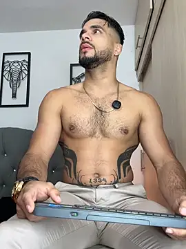 Snapshot of Maximiliano_ford chatting on 9, 11, 2025 Maximiliano ford online show from 9, 11, 2025