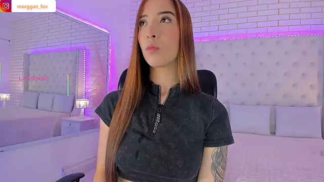 Morggan Fox  online show from 17, 10, 2025