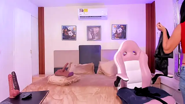 loress ass mature online show from 2, 10, 2025