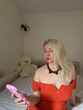 Nikusia online show from 23, 11, 2025