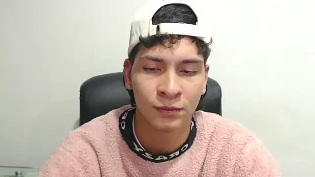 Jhojan twink online show from 15, 3, 2025