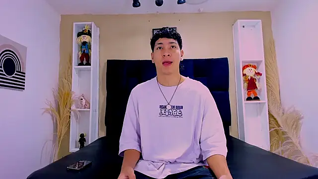 Jhojan twink online show from 15, 10, 2025