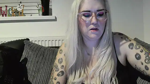 Sizzling Indie36 online show from 17, 10, 2025