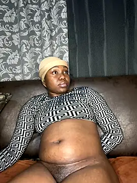 Snapshot of Lahtinah24 chatting on 28, 11, 2025 Lahtinah24 online show from 28, 11, 2025