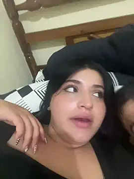 Snapshot of pareja_curiosa19 chatting on 2, 5, 2026 pareja curiosa19 online show from 2, 5, 2026