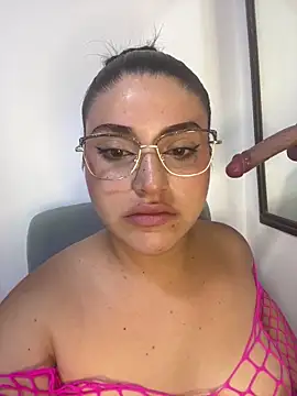 Snapshot of pareja_curiosa19 chatting on 3, 5, 2026 pareja curiosa19 online show from 3, 5, 2026