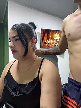 Snapshot of pareja_curiosa19 chatting on 16, 5, 2026 pareja curiosa19 online show from 16, 5, 2026