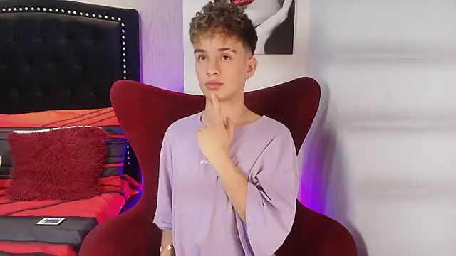 LiamWildx20 online show from 22, 9, 2025