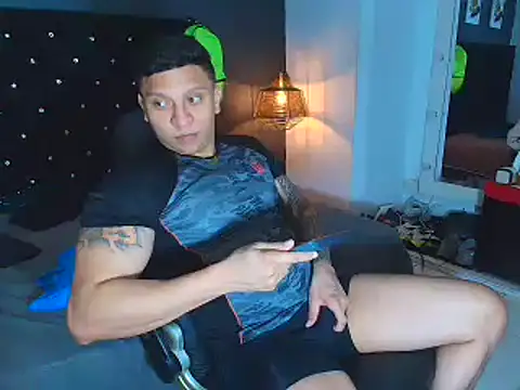 Snapshot of ethan_dalton_ chatting on 6, 11, 2025 ethan dalton online show from 6, 11, 2025