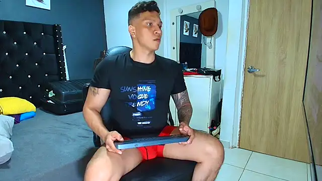 Snapshot of ethan_dalton_ chatting on 12, 4, 2026 ethan dalton online show from 12, 4, 2026
