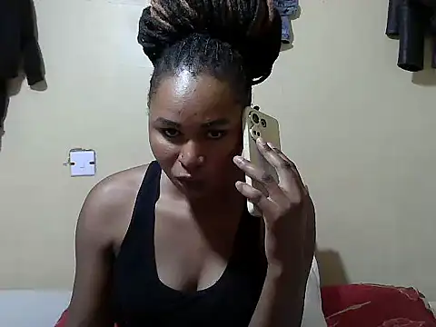 Snapshot of Creamy-Aisha chatting on 28, 10, 2025 Creamy-Aisha online show from 28, 10, 2025