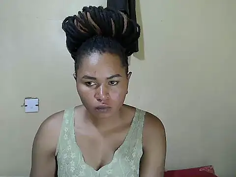 Snapshot of Creamy-Aisha chatting on 21, 11, 2025 Creamy-Aisha online show from 21, 11, 2025