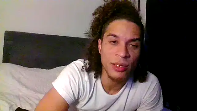 Snapshot of shurthingx chatting on 18, 5, 2026 shurthingx online show from 18, 5, 2026