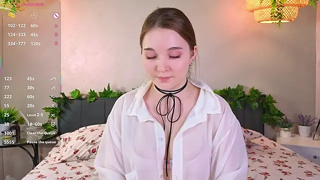 ConstanceHelms online show from 15, 12, 2025