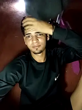 Snapshot of 317894 chatting on 4, 11, 2025 317894 online show from 4, 11, 2025