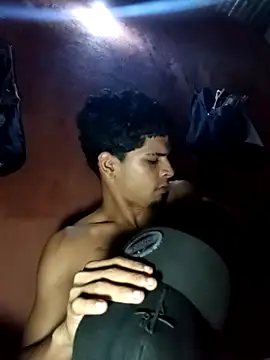 Snapshot of 317894 chatting on 13, 11, 2025 317894 online show from 13, 11, 2025