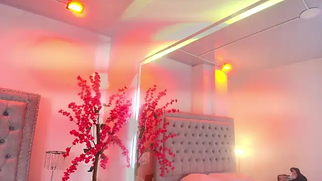 Snapshot of Lia_adamsss chatting on 5, 5, 2026 Lia adamsss online show from 5, 5, 2026