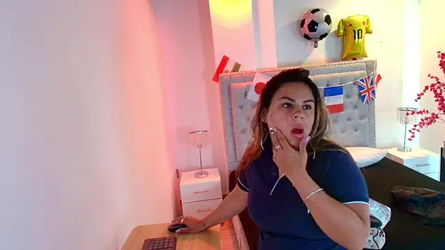 Snapshot of Lia_adamsss chatting on 28, 6, 2026 Lia adamsss online show from 28, 6, 2026