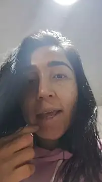 Snapshot of Elowyn chatting on 20, 5, 2026 Elowyn online show from 20, 5, 2026