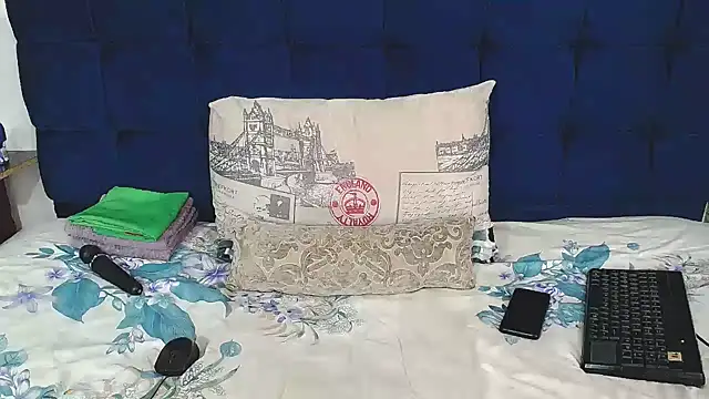 Snapshot of AriesCake chatting on 7, 1, 2026 AriesCake online show from 7, 1, 2026