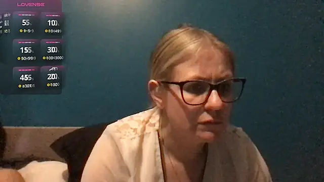 Snapshot of lady_gloria69 chatting on 20, 3, 2025 lady gloria69 online show from 20, 3, 2025