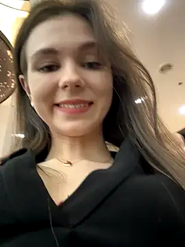 MilaBee online show from 2, 11, 2025