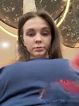 Snapshot of MilaBee chatting on 11, 2, 2026 MilaBee online show from 11, 2, 2026