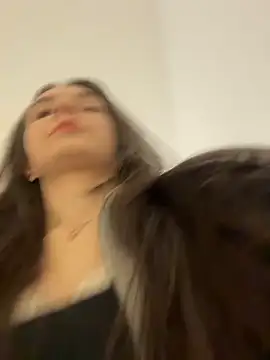 Snapshot of MilaBee chatting on 14, 2, 2026 MilaBee online show from 14, 2, 2026