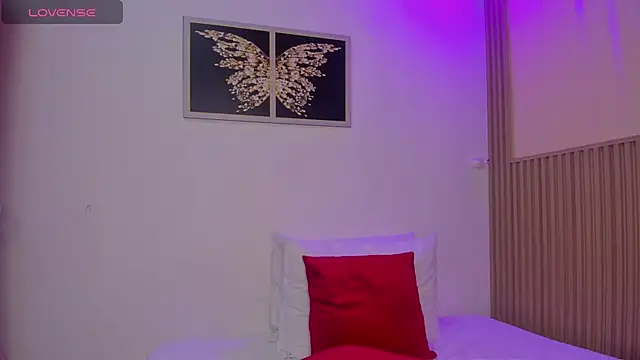 Snapshot of sharonscoth chatting on 17, 5, 2026 sharonscoth online show from 17, 5, 2026