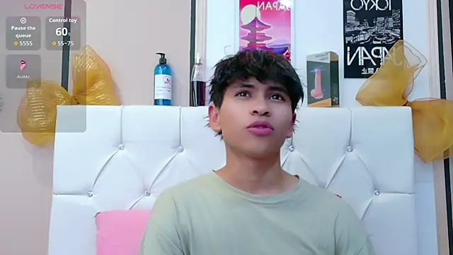 Snapshot of Ethan_Westt chatting on 16, 12, 2025 Ethan Westt online show from 16, 12, 2025