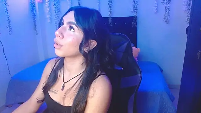 Snapshot of Lyaa_Cute chatting on 10, 2, 2026 Lyaa Cute online show from 10, 2, 2026