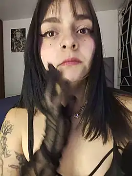 Snapshot of KARINNA__RAVEN chatting on 10, 5, 2026 KARINNA RAVEN online show from 10, 5, 2026