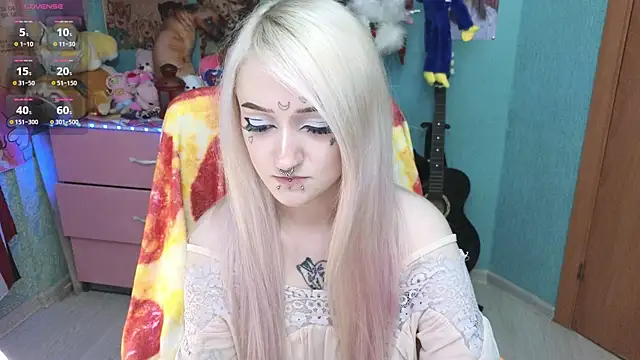 Manuela unicorn online show from 15, 11, 2025