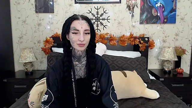 Velvetbat online show from 19, 9, 2025