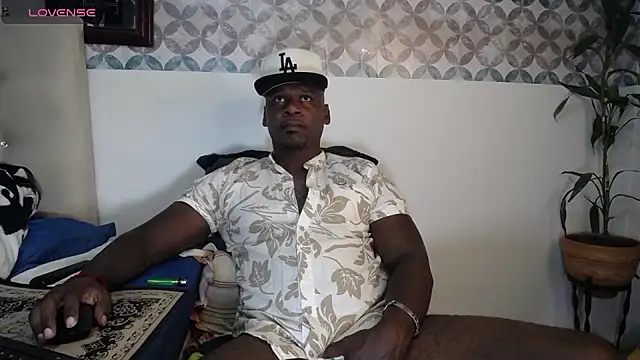 Manbigcocklatin online show from 12, 11, 2025