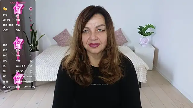 Nika Light online show from 17, 10, 2025