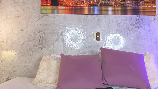 zaraquiinn online show from 8, 4, 2026