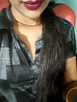 Snapshot of Eshwari_Chopra chatting on 28, 4, 2026 Eshwari Chopra online show from 28, 4, 2026